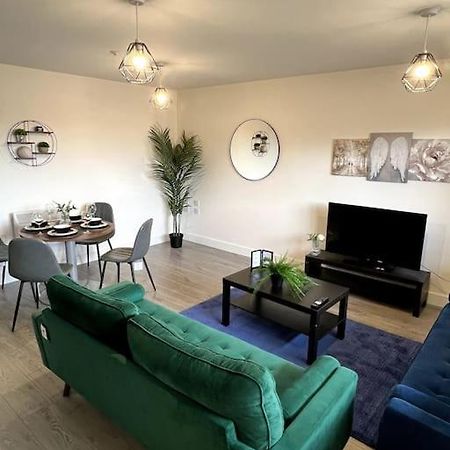Spacious One Bedroom Apartment Hemel Hempstead Esterno foto