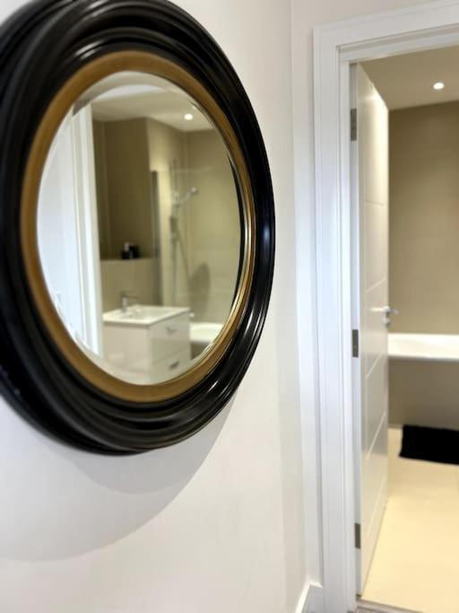 Spacious One Bedroom Apartment Hemel Hempstead Esterno foto